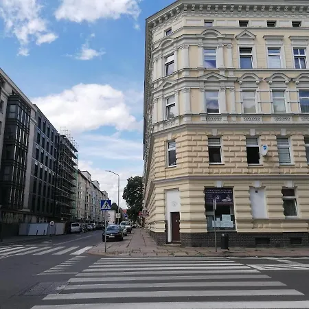 Tulip - Jednoosobowy Nr 2 Ze Wspolna Lazienka I Kuchnia Szczecin