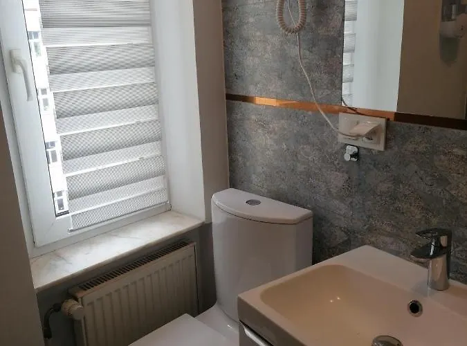 Tulip - Jednoosobowy Nr 2 Ze Wspolna Lazienka I Kuchnia * Szczecin