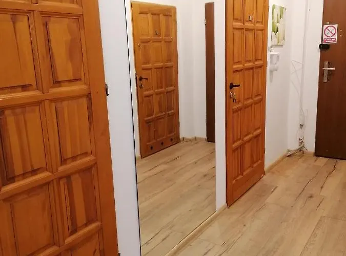 Tulip - Jednoosobowy Nr 2 Ze Wspolna Lazienka I Kuchnia * Szczecin